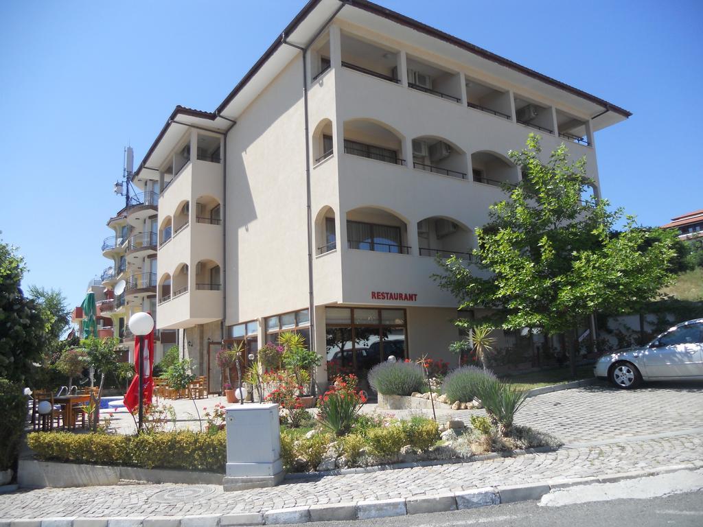 Hotel Sea Vista Sveti Vlas Ngoại thất bức ảnh