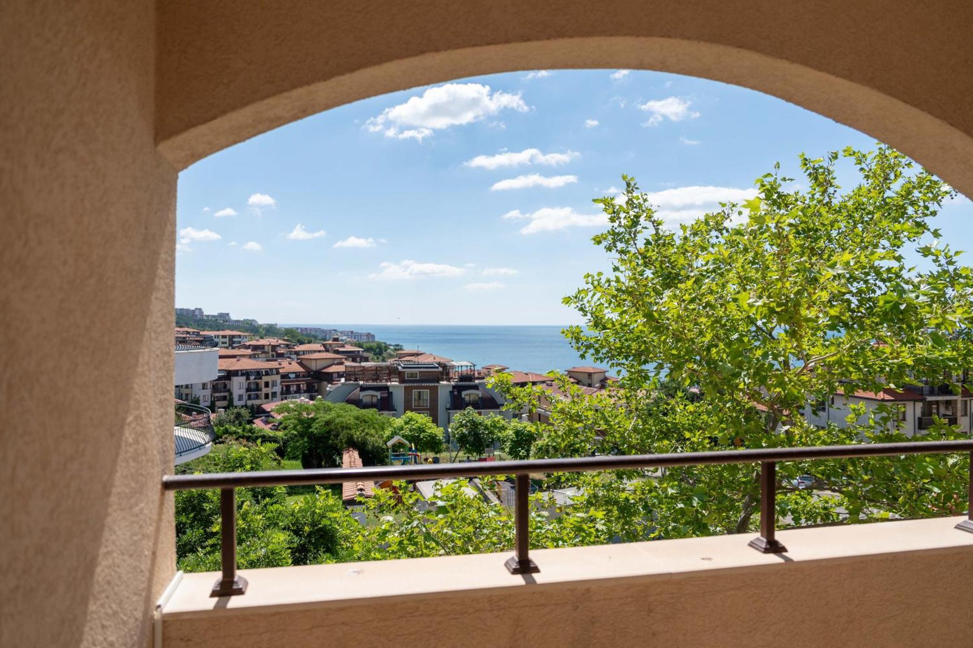 Hotel Sea Vista Sveti Vlas Ngoại thất bức ảnh