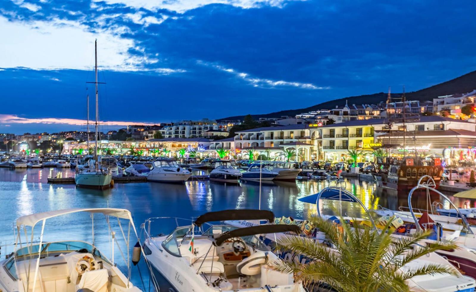 Hotel Sea Vista Sveti Vlas Ngoại thất bức ảnh