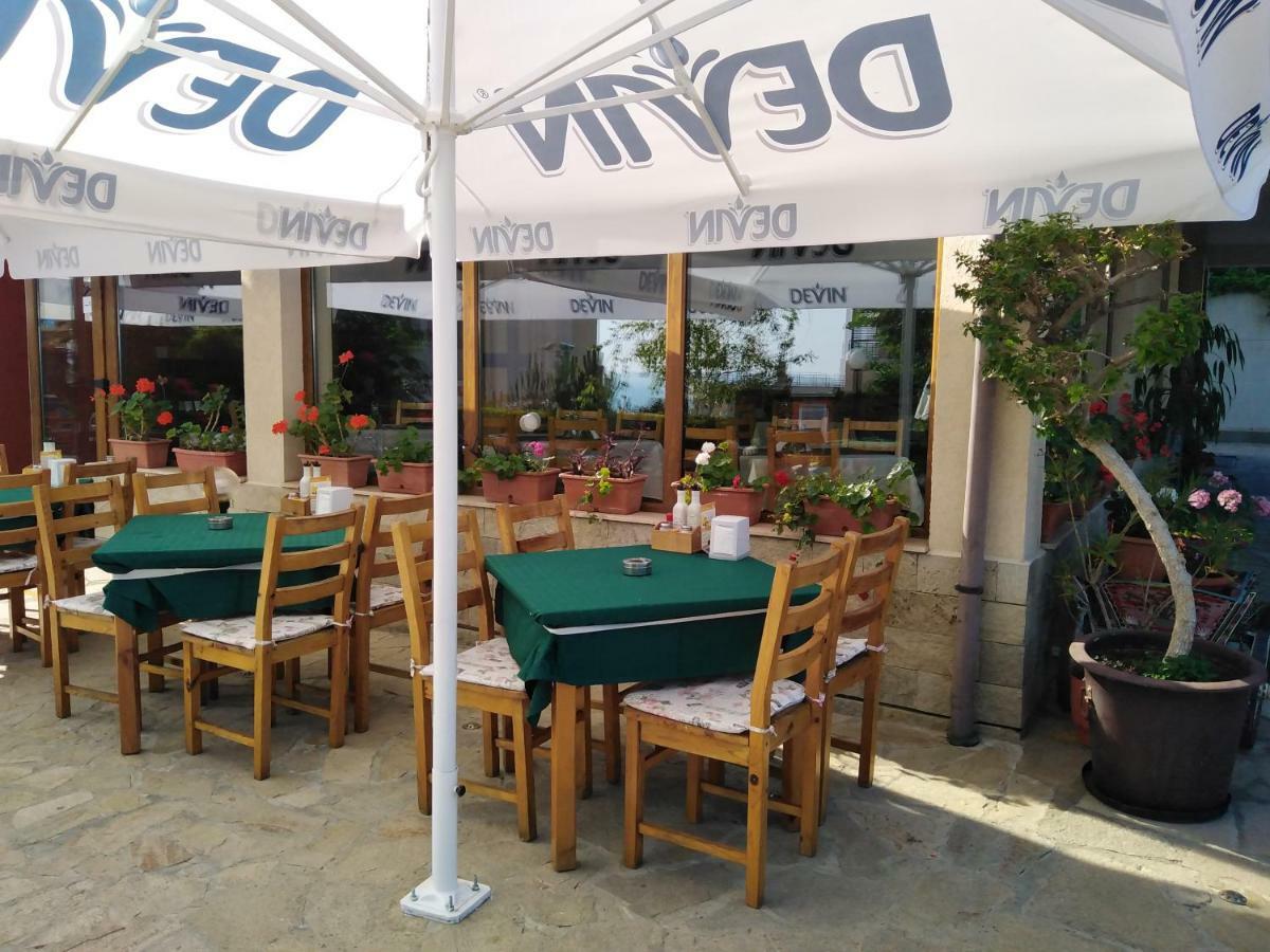 Hotel Sea Vista Sveti Vlas Ngoại thất bức ảnh