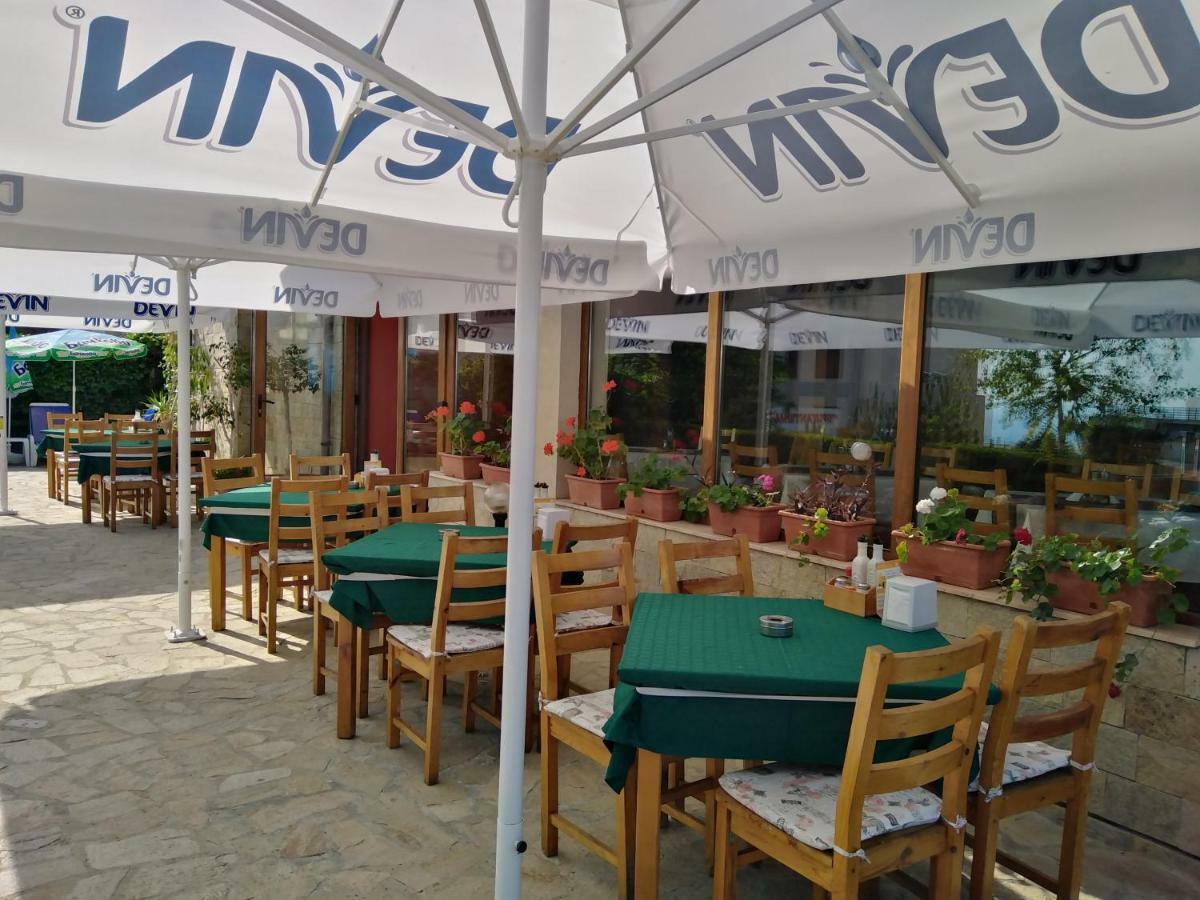 Hotel Sea Vista Sveti Vlas Ngoại thất bức ảnh