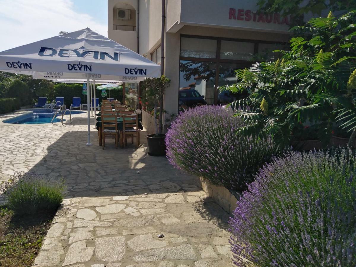 Hotel Sea Vista Sveti Vlas Ngoại thất bức ảnh