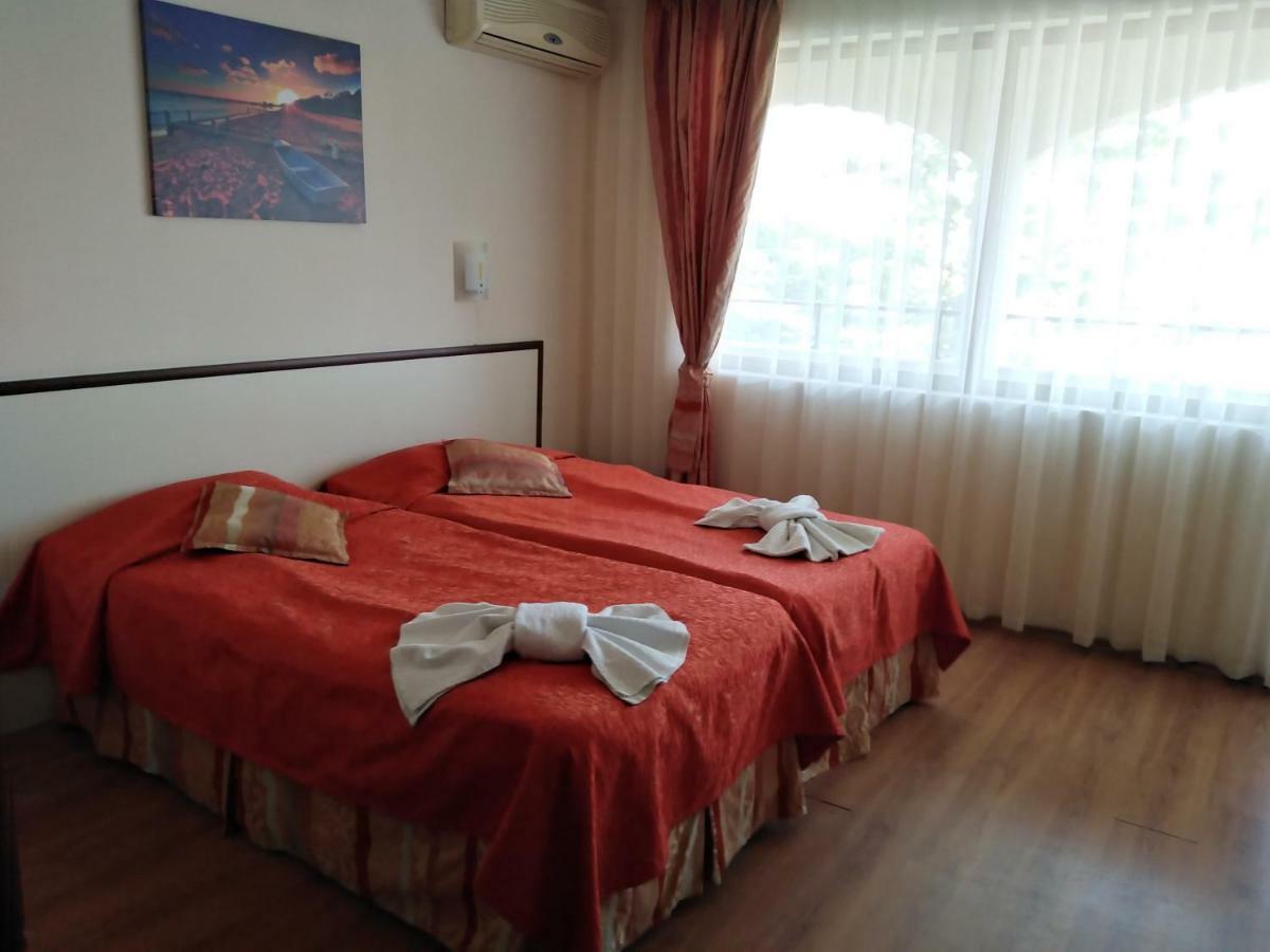 Hotel Sea Vista Sveti Vlas Ngoại thất bức ảnh